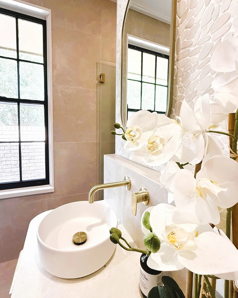 Luxury-Hotel-Bathroom-Renovation
